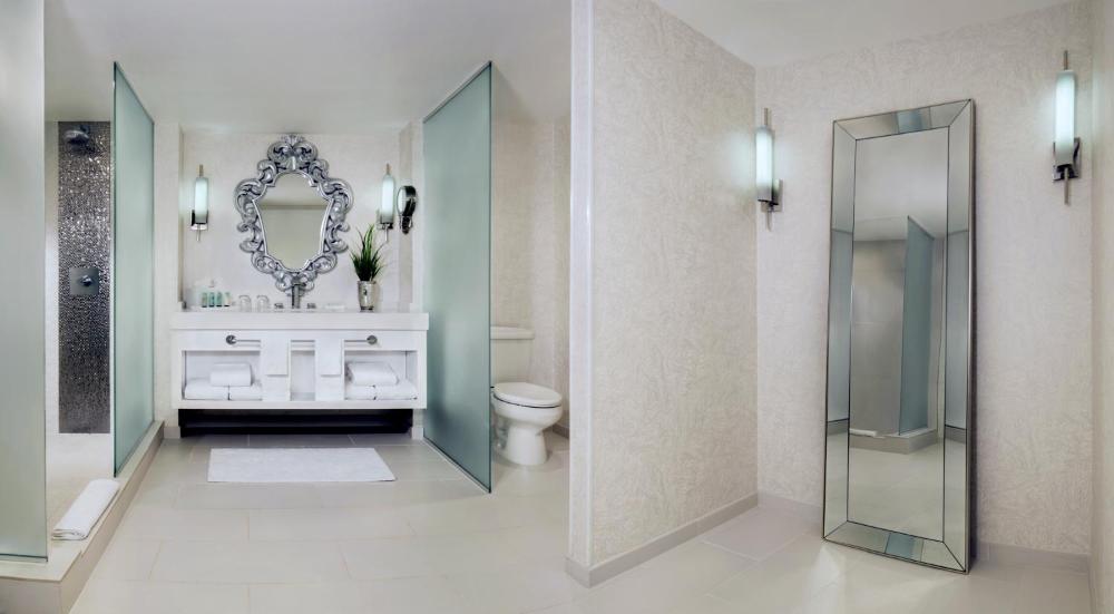 Ivory Suite interior
